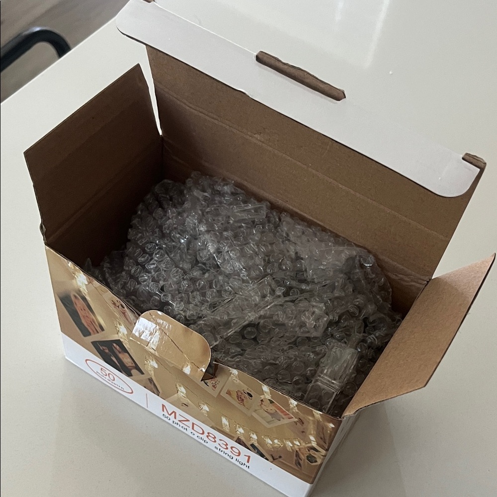 LED Photo Clips String Lights - Picture 3 of 3